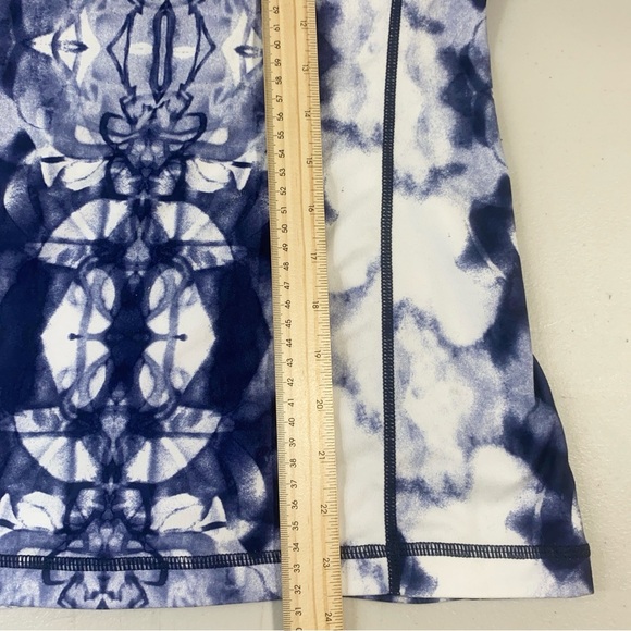 Lululemon‎ Blue and white sports built in bra tank top - Picture 7 of 7